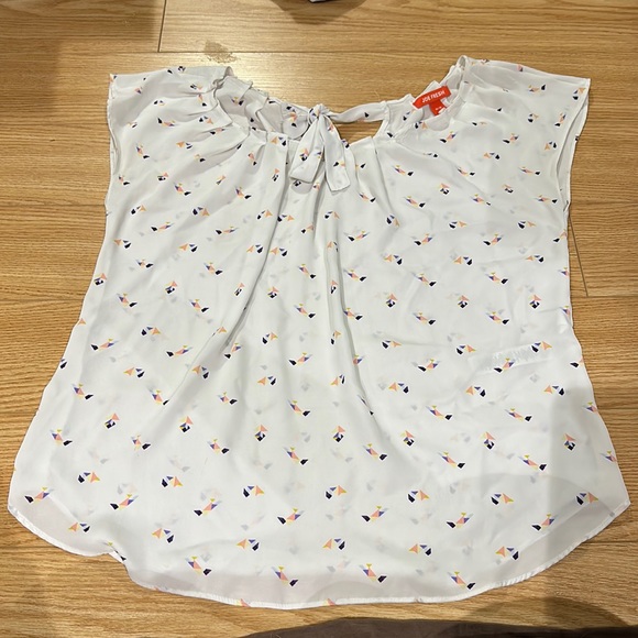 Top M - Picture 1 of 7